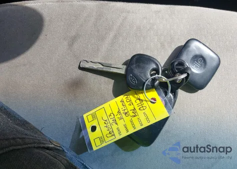 2013 Kia Optima Lx z USA, uszkodzony, nr VIN 5XXGM4A77DG191412